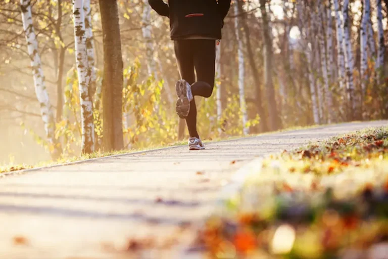 Are You a Runner? Here’s What You Should Know About Your Foot Health