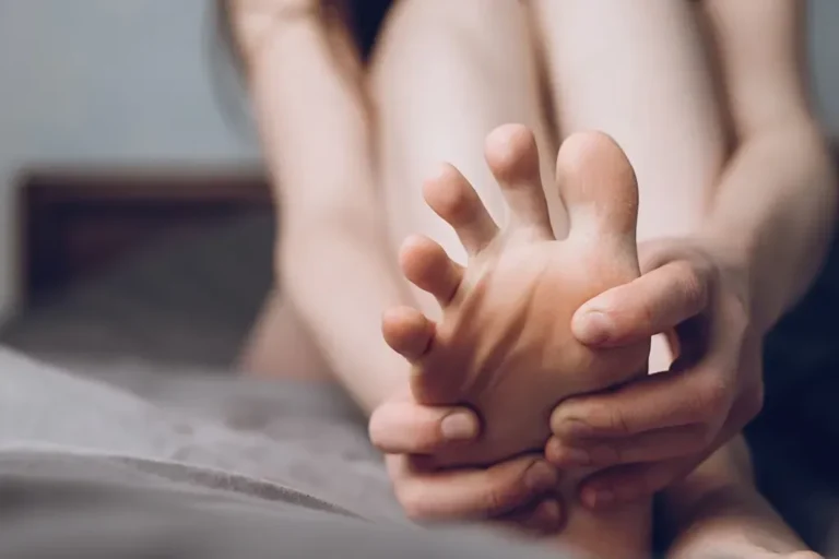 5 Ways Arthritis Can Affect Your Feet