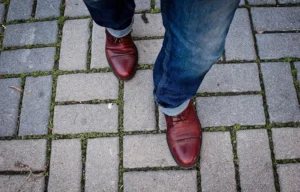 How to Manage Foot Pain During a Busy Holiday Season