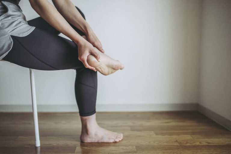 29 Tips from Podiatrists for Managing Arthritis Pain in Your Feet